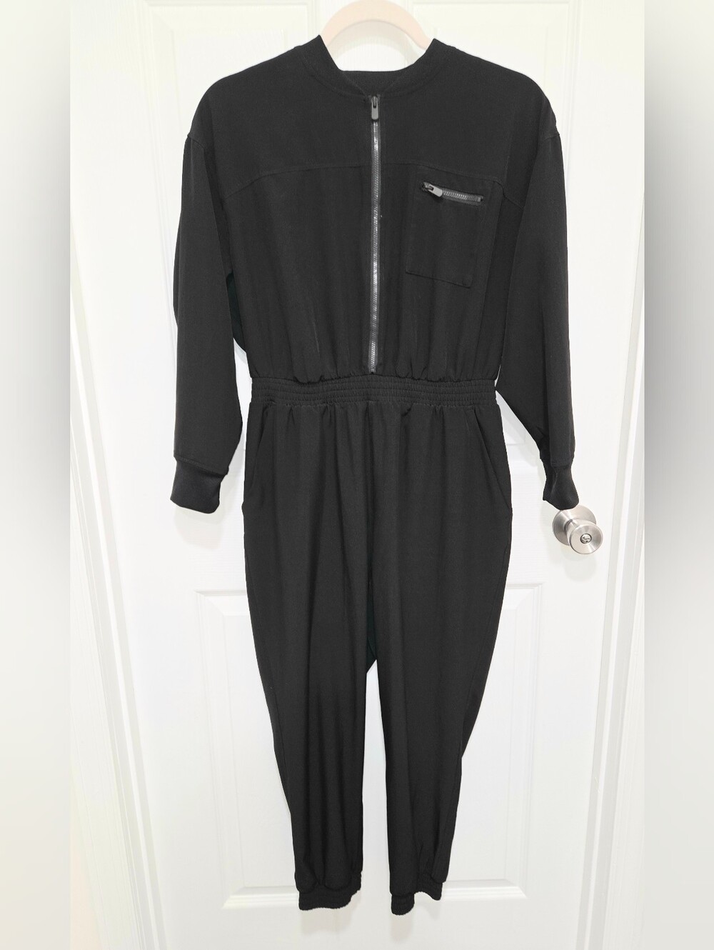 0ld Navy Active StretchTech Cropped Zip Bomber Black Jumpsuit Size S Petite.